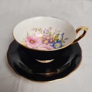 Vintage Windsor Bone China Teacup & Saucer Gold Tone Floral Design over Black